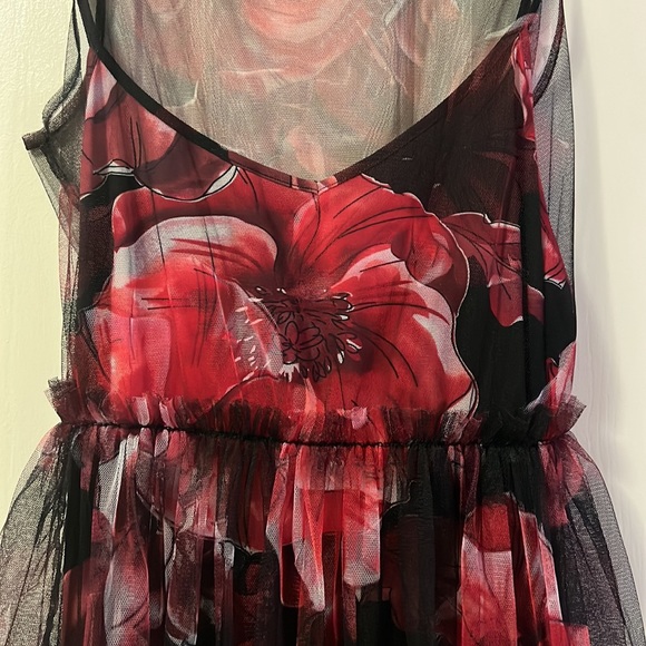 Forest Lily Floral Dress - Picture 4 of 5